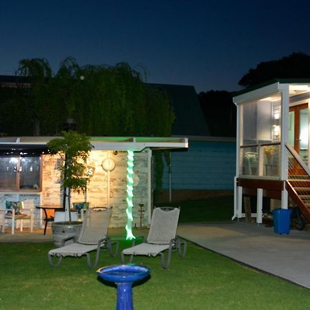 Kinsellas Water Views Albany Bagian luar foto